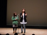 千葉大学のにっぱち。女性のヒーローものに、女性ならではの敵や悩みなどのあるあるを上手く盛り込み、会場の女性客も爆笑。