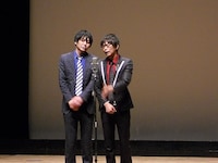 磁石。トークコーナーでは、「相方のどこが嫌い？」という質問に代表で答えることになり、佐々木は「永沢はキレイ好きなので、家に行くのが嫌。あと気持ち悪い」と言うと、永沢が「13時に待ち合わせて20時に連絡がくる！」と暴露合戦に。