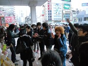 ルミネが公演再開、募金活動初日で100万円越え