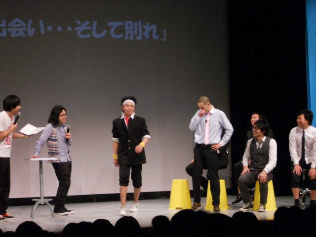 最後はそぼくのギャグで締めようとするも、あと一歩というところ。代わって池崎が「もしも『天空の城ラピュタ』に池崎がいたら」というギャグで締めた。