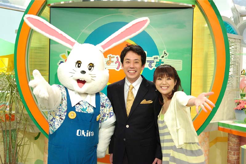 「おはよう朝日です」司会の浦川泰幸ABCアナウンサー、喜多ゆかりアナウンサー、おき太くん。番組には朝めざめちゃんというキャラクターもいる。おきた&めざめグッズも発売されており、エコバッグ、ボールペン、バスタオルなど種類も豊富。