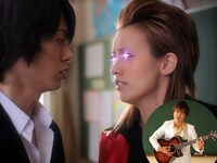 「はじめました篇」の一場面。(c)Spike All Rights Reserved.