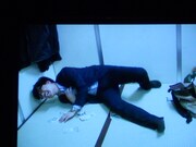 RGが仕込んだ「あるある早く言いたいウィルス」に苦しむユウキロック。手にしていた紙幣がこぼれ落ち、「紙幣あるある」を口から絞り出した。