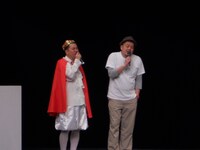 「LOVE IS HERE」を熱唱するRGと川島。歌い終わった川島は「恥ずかしくて目が開けられなかった」と告白。