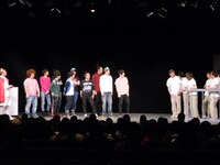 クイズ大会は大盛況。最初のコンビ名は「砲丸野郎」、好きなクロックスの色は迷彩が正解。そのほか、愛車チョイノリや、一時期一緒に暮らしていたロンドンブーツ1号2号・田村淳とのエピソードなどもクイズとなった。