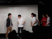 青春ダーツ田中の手痛いツッコミに恐れをなしたボケ軍団たち。途中一緒に踊るという楽しい場面も見られたがその直後はやはり修羅場に。