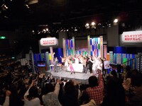 最後は、会場にいる全員で「Let's]「play」「SO」「FA！」と掛け声を唱和。