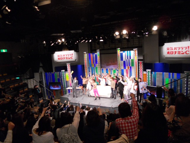 最後は、会場にいる全員で「Let's]「play」「SO」「FA！」と掛け声を唱和。