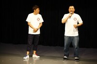 TKOのショートネタ。木下の物忘れがひどく、思い出すためにある方法を行った。(c)松竹芸能