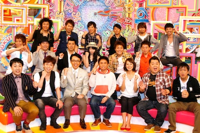 新番組「ジャパーン47ch」の記者会見に登場した出演者一同。