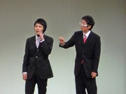 ダブルブッキングは、会社の先輩と後輩役でコント。4年半ぶりの単独ライブ「YELL（エール）」は、6月11日、12日に新宿・シアターブラッツにて開催。