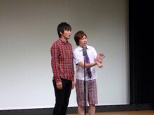 アイデンティティは、“カメハメ波”は出せるのかをめぐり真剣勝負。