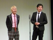 マシンガンズのバカヤロー節は絶好調。自分たちの近況やYahoo!知恵袋に寄せられた質問に噛みついた。単行本「女はみんな同じ教科書を読んでいる。」発売中。