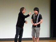 カクテルをテーマに漫才を披露したばくれつパンダ。鈴木はトップリードのマネージャーにそっくりだそう。