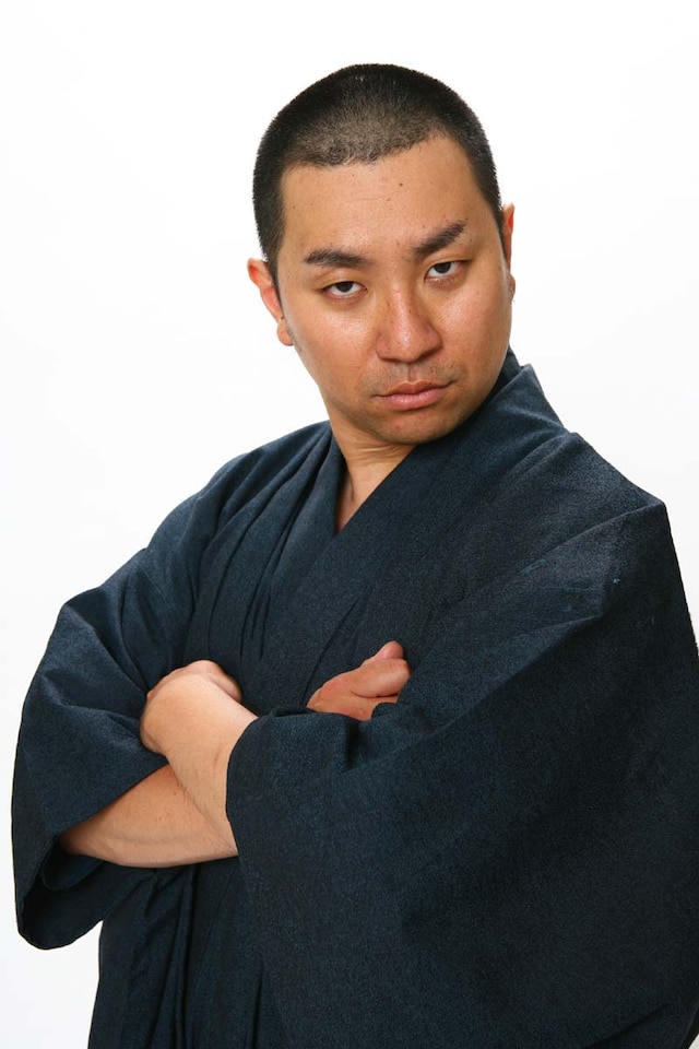 レイザーラモンRG。本日4月22日は東京・神保町花月の芝居「たいよう」にコンビで主演。公演は24日まで。