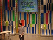 MCを担当したピクニック。出場者の外見や発言に笑い崩れながらも、並み居る女装芸人たちを仕切りライブを完遂させた。