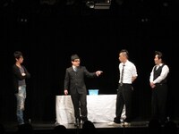 オープニングでは、韓国に行ったというイーグルの話から海外旅行の話で大盛り上がり。熱く韓国を語るイーグルは早速“コリアン溝神”とあだ名をつけられた。