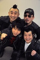 新メンバー募集を発表した超新塾。現在のメンバーはイーグル溝神、タイガー福田、サンキュー安富+、ブー藤原。