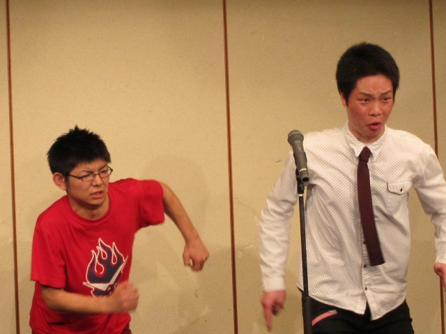 ダイグレンは、お手軽フードをめぐって大論争。真剣勝負で決着をつける。