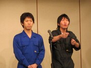 色違いのつなぎ衣装が特徴のパワーステアリング。アニメキャラでナビゲーションをするカーナビがあるということで、あの麻雀マンガをモチーフにシミュレーションすることに。