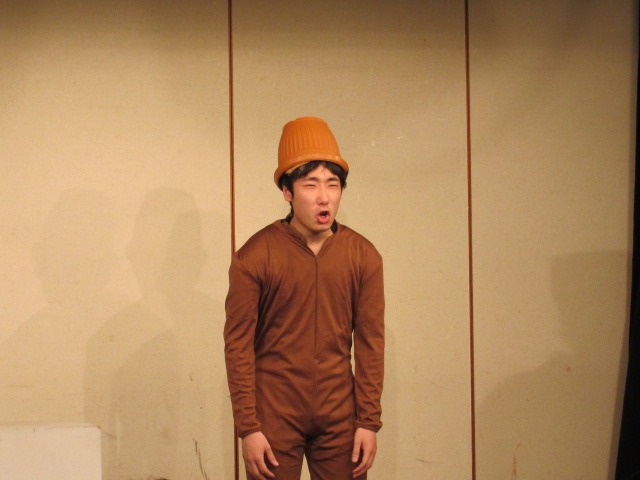 プランターの正しい使い方を教えるプランターマンことヲタケン。誰もが経験あるプランターあるあるを披露した。