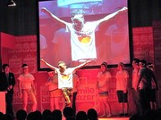 シンプルに笑わせるギャグを得意とするCOWCOW多田。5月1日から5日まで北沢タウンホールにて単独ライブ「COWCOW LIVE 2011」を開催する。