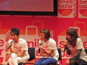 カメラ目線で繰り広げられる青春ストーリーに、スパイク松浦は「私今モテてる!?」と興奮。