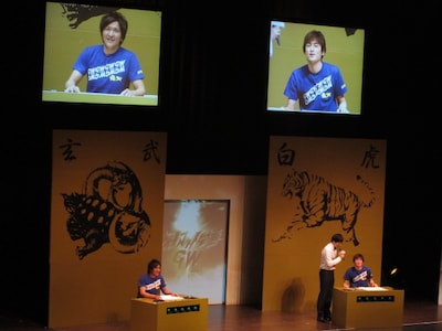 東京・品川ステラボールにて開催されたバッファロー吾郎主催「ダイナマイト関西GW」。優勝は博多大吉。6月17日には東京・よみうりホールにてギャグイベント「秒殺」とのコラボイベント「ダイナマイト関西×秒殺」を開催。