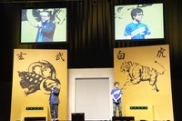 主催者のバッファロー吾郎。木村はすでに恒例となった自身のライブ「ネタとトークと芸人将棋」の告知を「今回はやりません。安心してください」と宣言。竹若は「会場が横に広いので、隣の人にすり寄ってそこから出会いが生まれるといいいなと」と期待を寄せた。