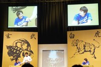 真栄田と大吉による決勝戦。1問目の第1答は共にポイントならず。今大会で最大の緊張感に包まれた戦いとなった。