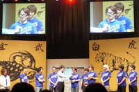 佐藤は「大吉さんの壁は何年かかっても越えられるように、“じゃない方芸人”として影をひそめながら頑張りたい」と意気込みを語った。