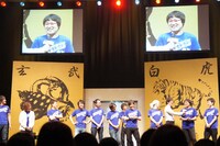 満面の笑みの山里は「ほんとに楽しくて夢のようでした。これからこのダイナマイト関西でかたっぱしから男前と戦わせてもらいたいです。とりあえず次回はジョニー・デップとやらせてください」とぶちあげた。