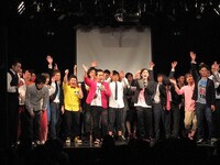 表参道GROUNDにて行われた漫才ライブ「一本立ちザ・ネクスト」。総勢18組の芸人が漫才を披露した。