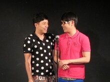 ゲストのギンナナ。金成に「ノッテるね」と言われたキクチはそのノリでギャグを披露。寂しい反応に「人力はこんな感じ？」と言うと、「吉本もそうだよ」とツッコミが入った。