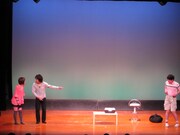 ユニットコント「小田」には、元チープスープ成島の劇団「ナルペクト」メンバーと島根が出演。泥棒コントが“小田”の効果音でドラマチックに。