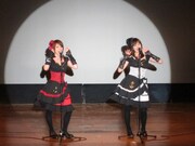 歌でライブを盛り上げたゲストのリミ☆ドル。劇団ナルペクトメンバーでもある。