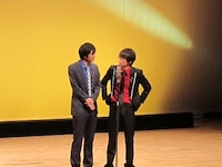 磁石の漫才。永沢は親友を見送る場面をやりたいと言い出す。