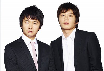 舞台「芸人交換日記 ～イエローハーツの物語～」主演のオードリー若林、田中圭。2人はお笑いコンビ・イエローハーツを演じる。8月5日（金）から7日（日）まで東京グローブ座にて上演。