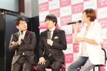 「スカルプDの顔」として登場した雨上がり決死隊とRIKACO（左から）。