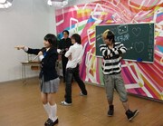 ゲストには踊り手の今岡、暴徒が登場。石田とコラボダンスを披露した。何も聞かされてなかった石田は、戸惑うあまり見たことのある振り付けを……。