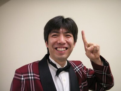 初のピンライブを開催するWコロン・ねづっち。ひたすら「ウマイこと」を喋り続ける予定だ。