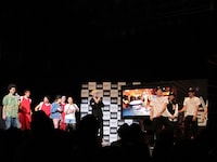 パーティでは観客参加のダンスバトルコーナーなども開催。