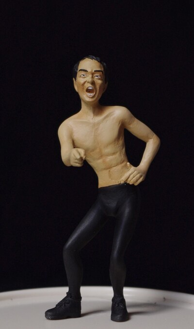 江頭2:50のコレクションフィギュア商品「江頭2:50 四十八変化コレクション」。写真は「お前に一言、物申す！」ポーズ。1個630円。