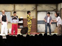 宮迫と宮川はタッグで山下いじり。2人とも素に戻って笑ってしまうなど、大いに楽しんでいる様子だった。