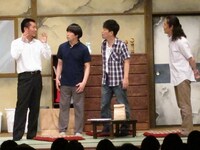 FUJIWARA藤本は、40過ぎてなお役者を夢見る男性の役。謙虚な役柄ながらも「あれ、この部屋狭く見えるな～」などの宮迫のフリに次第に声を荒げた。