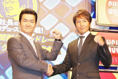 「鈴鹿8時間耐久ロードレース 第34回大会」に「チーム・シンスケ」監督として参戦する島田紳助（左）と、ライダーとして出場する中木亮輔（右）。