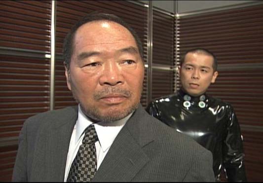 「コレってアリですか?」の一場面。(c)NTV