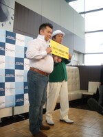 フォトセッションの一場面。