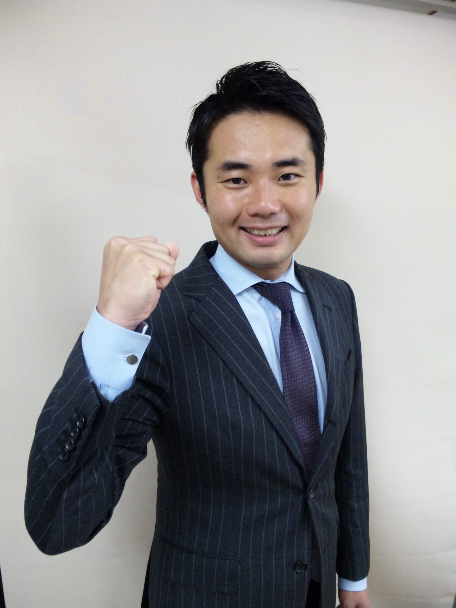 着ボイスがスタートした杉村太蔵。「料亭行きたい」「グリーン車乗り放題」 などの発言にビックリした覚えのある人はぜひダウンロードしてみよう。