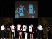 トーナメント進出したファミリーレストランしもばやし、流れ星・ちゅうえい、南国姉妹・国場、品川庄司・庄司の4名の精鋭たち。